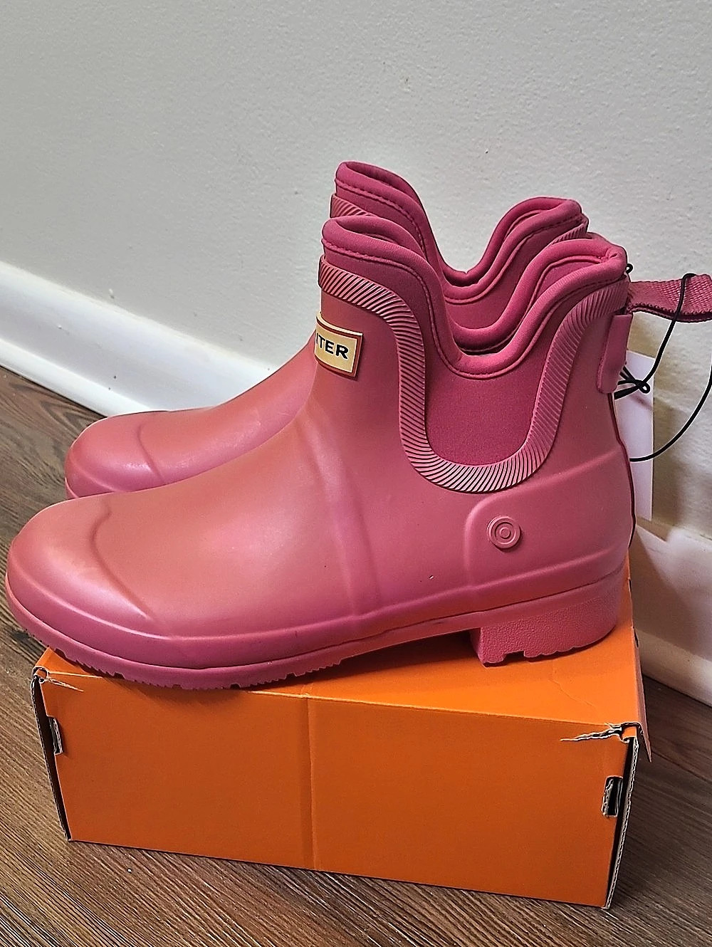 Hunter for Target Pink Chelsea Rain Boots US 8